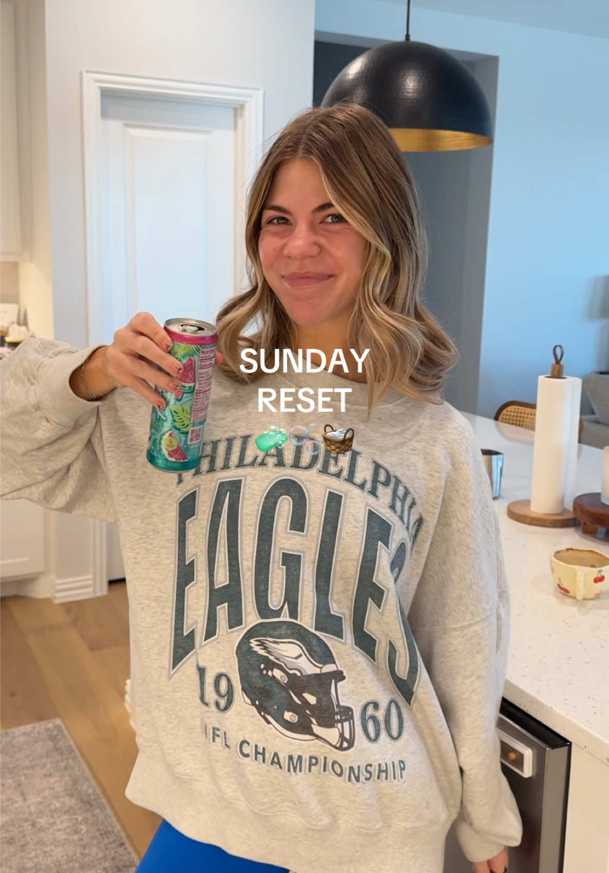 HAPPY SUNDAY RESET 🤭🧼🫧🎀✨🧺 curtains are currently being installed!!!! #fyp #Lifestyle #trending #creatorsearchinsights #sunday #sundayreset #sundayreset #reset #resetroutine #weekendreset #resetday #resetwithme #cleaning #cleaningroutine #CleanTok 