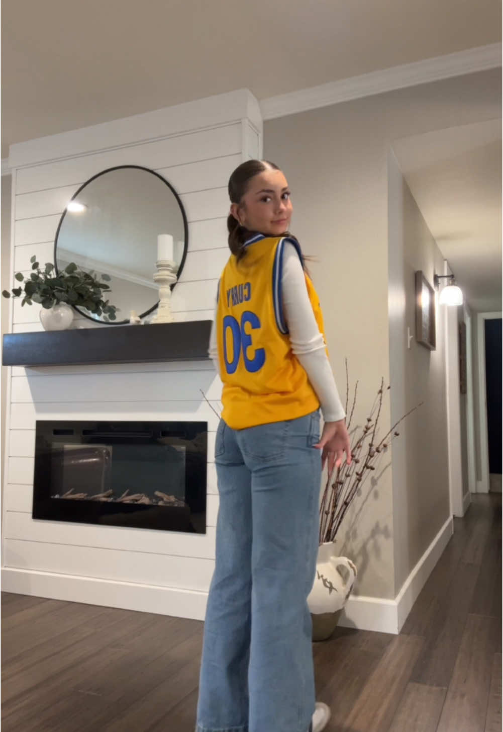 grwm for a warriors game💙#grwm #OOTD #warriors #warriorsbasketball 