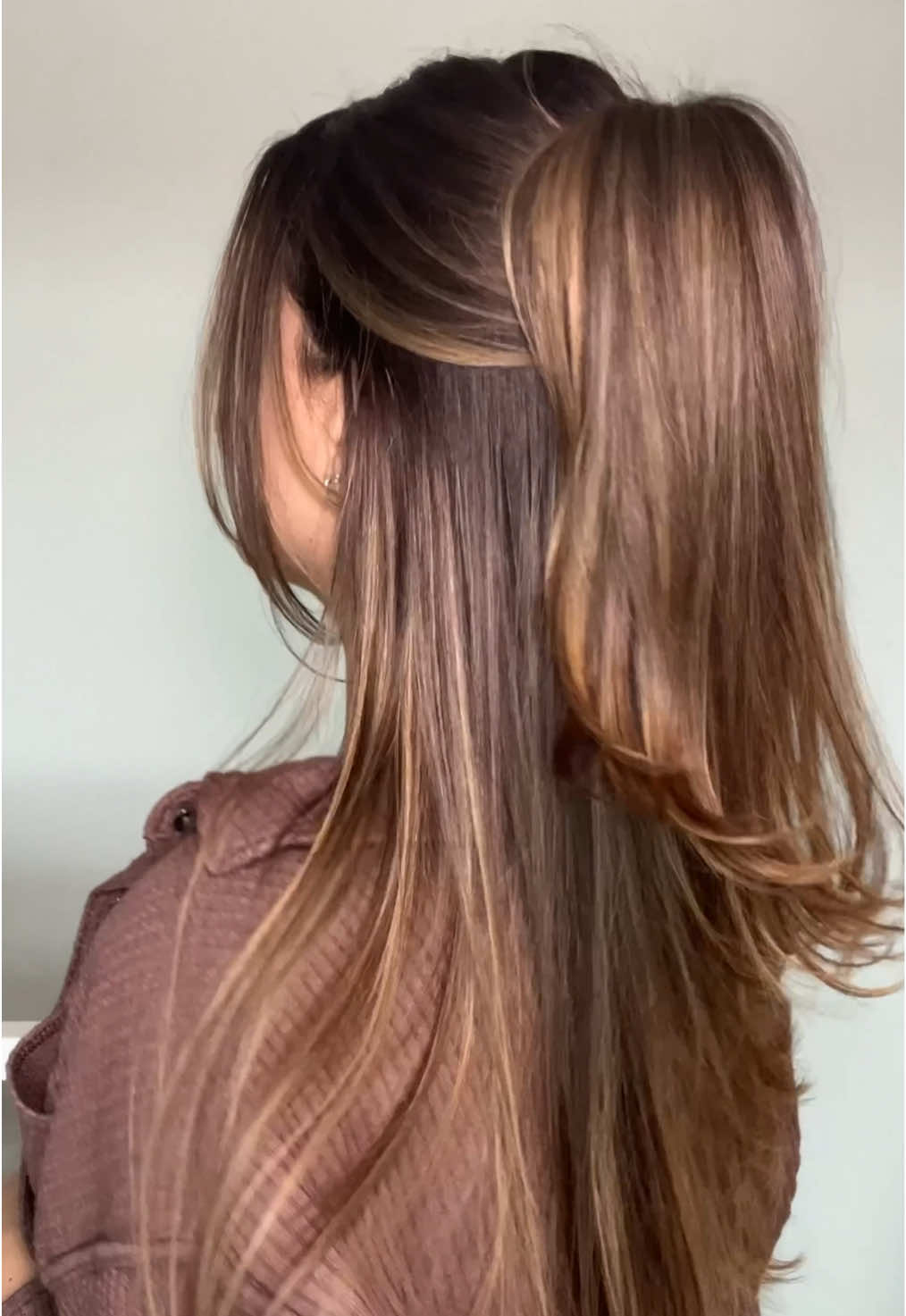 Want the most perfect, full and thick looking half up? Try this claw clip style hack! #clawcliphairstyles #hairstylehacks #easyhairstyles #cutehairstyles #halfuphalfdown 