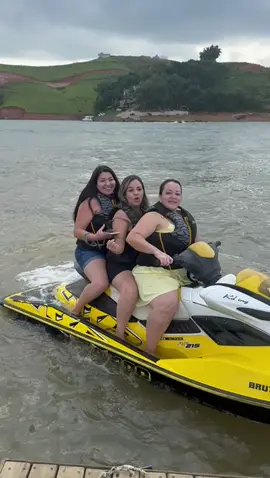 Impossível nao rir 🤣#jetski #tombo #pinote #agua #risadasengraçadas #vergonha 