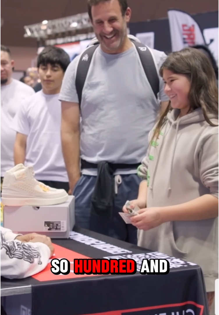 That was her first trade ☺️ #culturekicks #fy #sneakers #buisness 