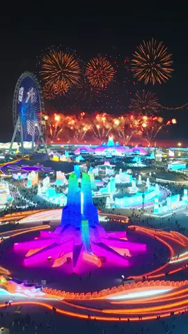 การแสดงพลุในพิธีเปิดเทศกาลน้ำแข็งและหิมะที่ฮาร์บินอย่างเป็นทางการในวันที่ 5 ม.ค. ที่ผ่านมาค่ะ #เที่ยวฮาร์บินกับทัวร์ร์บิน #ทัวร์ฮาร์บิน