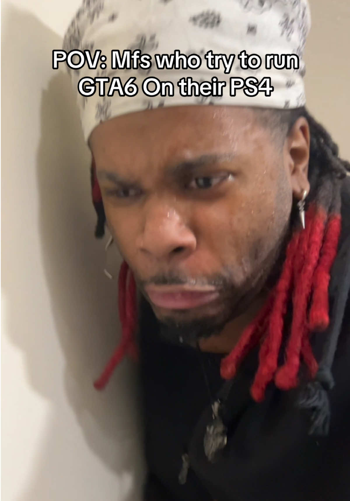 Just upgrade to the PS5 yall😭 #gta6 #gta #grandtheftauto #ps4 #playstation #ps5 #skit #humor 