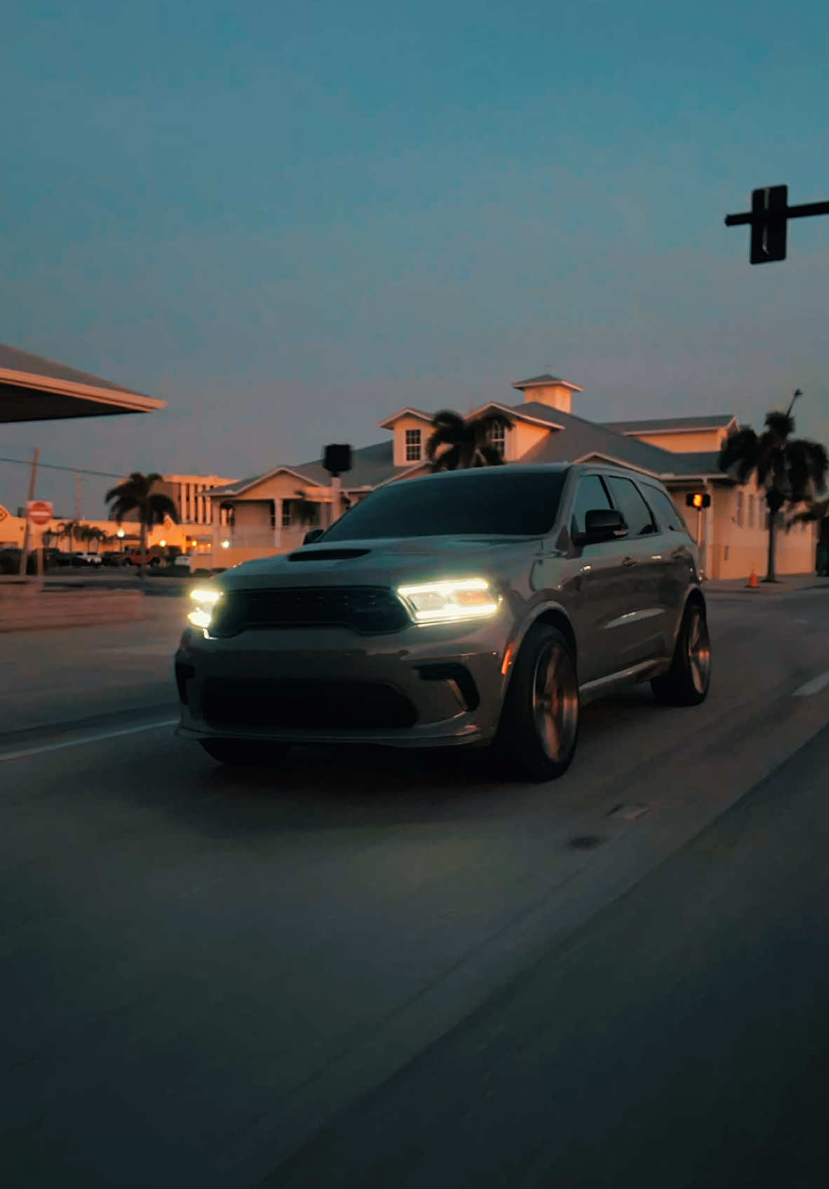 hellcat asmr 🍷🤌🏽 #hellcat #durango #srt 