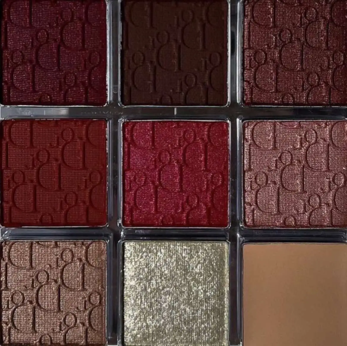 search palette on pinterest it gives u “ur vibe” i think it matches lw