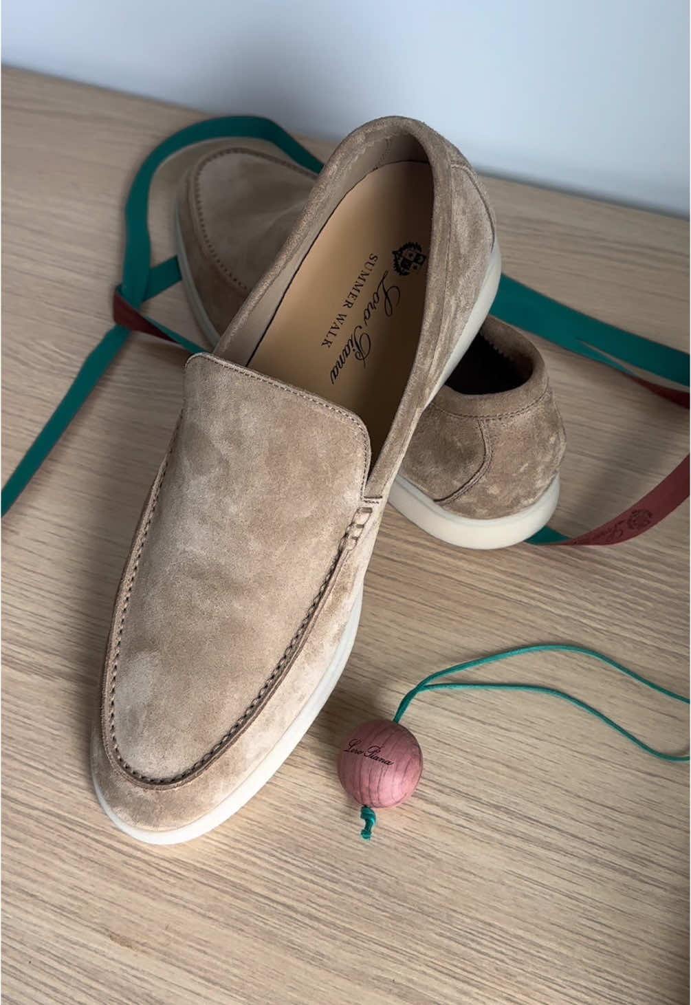 Looking for the most popular loafers for him? 👞We got youuu  #dmus #summerwalk #loafers #shoes #loropiana #fashiondesigner #personalshopping #personalshopper #luxuryitems #italy #usa 