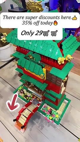 Studio Ghibli in Bricks #SpiritedAway #Bathhouse #Studio #Ghibli #Chihiro #NoFace #Architecture #Mini #figures #Collectors #Creativity #Building 