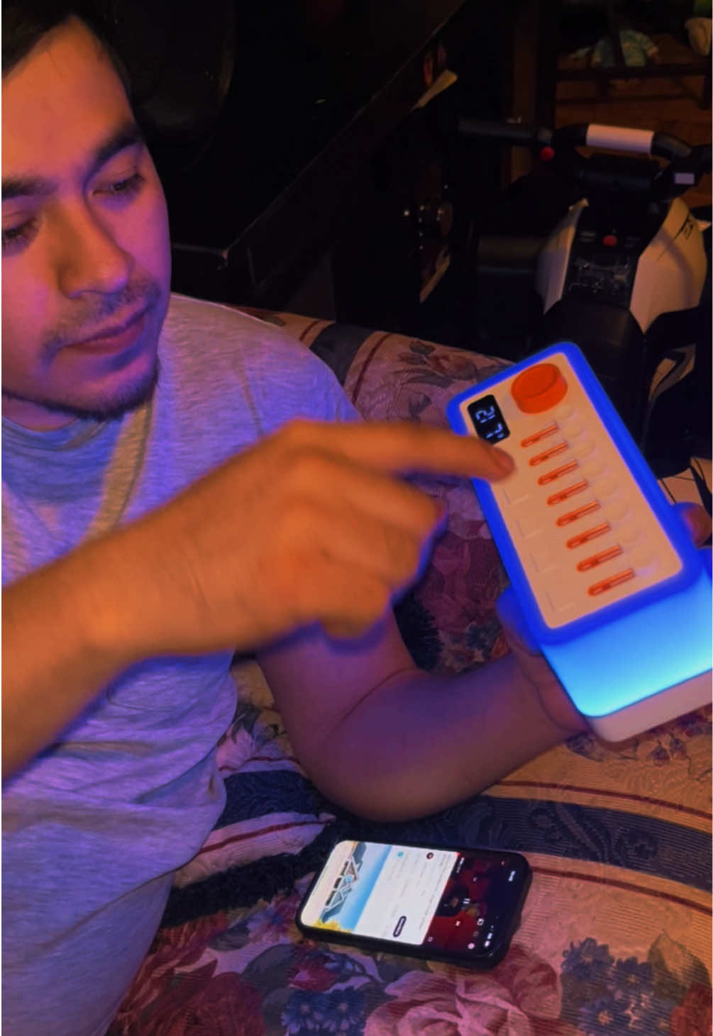 Una mini bocina o speaker/niggt light /nature sounds dreammate s660pro #speaker #bocinas #bocina #sonidos #nightlight 