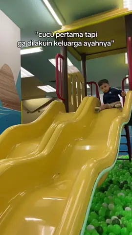 terimakasih buat semua keluarga aku dan temen2 aku tercinta yg udah sayang sama anak aku, love sakebon!🤍🤍