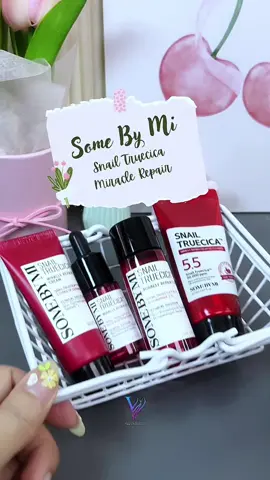 Some by mi Snail Truecica Miracle Repair (merah). Skincare set yang dapat membantu menyamarkan tekstur kulit yang tidak rata seperti bekas jerawat/bopeng, membantu melembabkan, dan membantu memperkuat skin barrier. #somebymi #somebymisnailtruecica #somebymimerah #snailtruecicasomebymi #somebymimiraclerepair #wibgajian #cuantanpabatas #skincare2025 