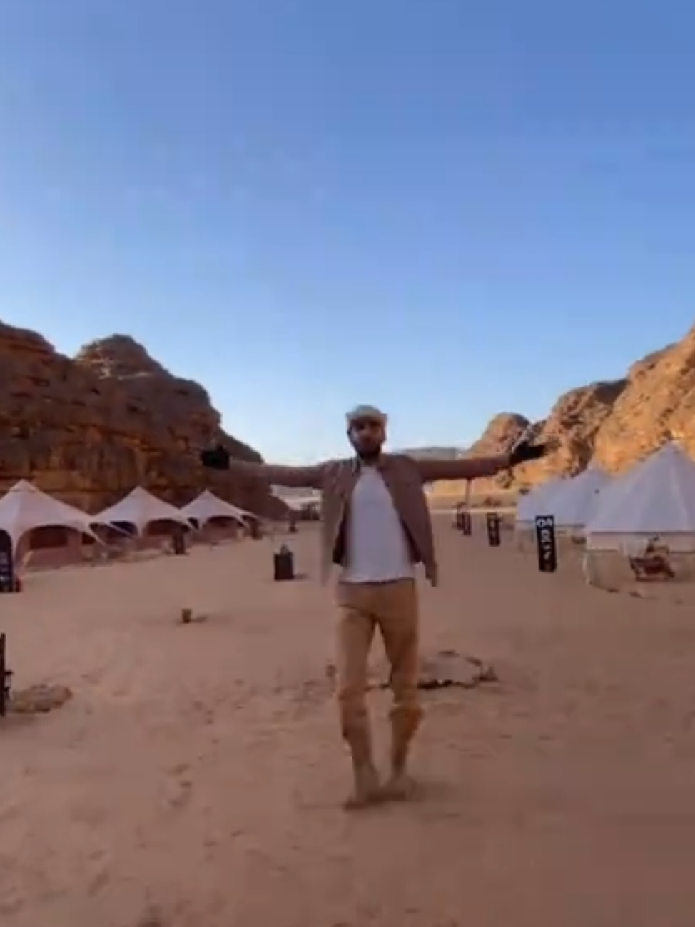 رحلتنا القادمة بتاريخ 25 جانفي 2025! 🏜️✨ عيشوا تجربة لا مثيل لها في قلب الصحراء الجزائرية، من تخييم فاخر تحت النجوم إلى مغامرات سفاري في سيارات رباعية الدفع المثيرة. 🚙 اكتشفوا أجمل المواقع الطبيعية: تِكُوباوين إسنديلن عرڤ أدمر احجزوا مكانكم الآن واستعدوا لمغامرة لن تُنسى! #algerie #safaricampalgeria #سياحة_جزائرية #creatorsearchinsights #foryoupage❤️❤️ 