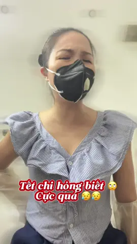 Xịt lên các chỗ cần tẩy rửa, chừng 10-15 cọ nhẹ lại phát nữa là xong, mùi thơm, thành phần lành tính an toàn oki nh mấy bồ #tclean #tcleaneco #homecare #danang #antoan #lamsach #baovemoitruong 