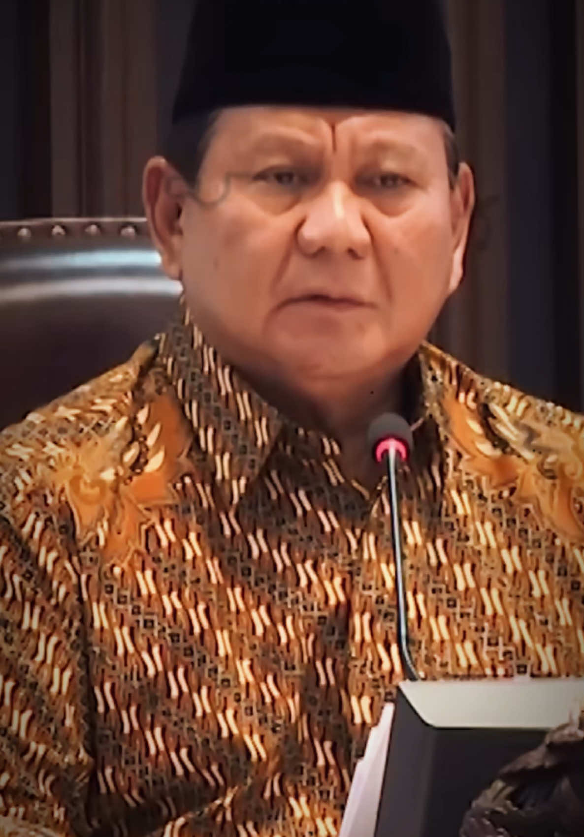 Program Makan Bergizi Gratis mulai dilakukan serentak hari ini secara bertahap. Sesuai arahan Bapak Presiden Prabowo, program MBG adalah program strategis pemerintah dan akan terus ditingkatkan jangkauannya ke seluruh Indonesia untuk membangun generasi emas kita.  Selamat makan Indonesia 🇮🇩