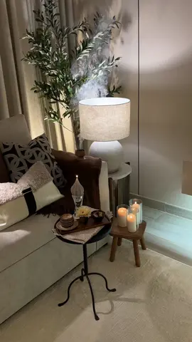 اهلاً#explore #كنب #اثاث #طاوله #صالتي #طلعوهه_آكسبلور #الرياض #كوشنز #ديكور #افكار #ابجوره 