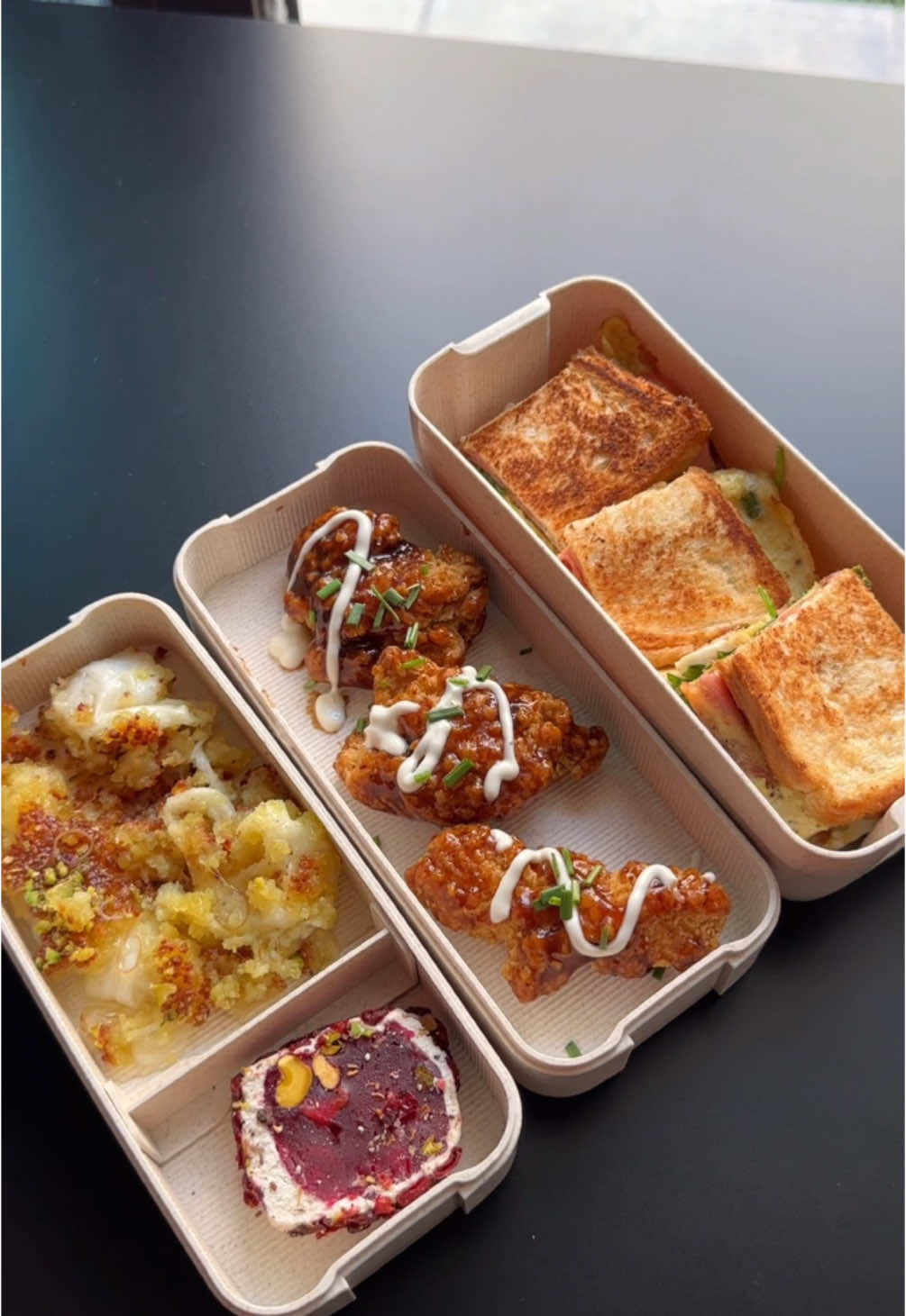 Pack my lunchbox with me 🧀🥪🍳 #lunch #bento #asmr #food #bentobox #Lifestyle #lunchbox #lunchpacking #bentolunchbox #sandwich 