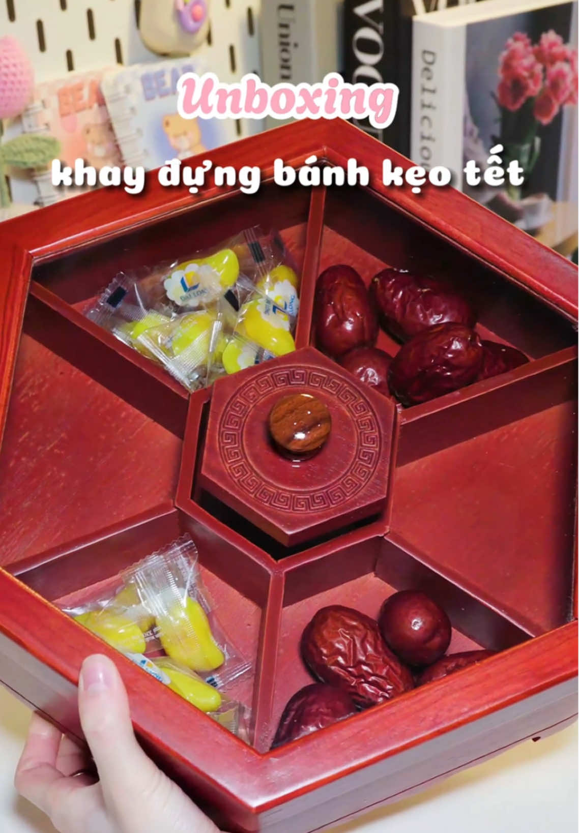 Sắm khay đựng bánh kẹo tết th ạ #khaybanhkeo #tet2025 #xuan2025 #samtetbaovui #tiktokshoptet #tuyttthichriviu #xuhuongtiktok #viral 
