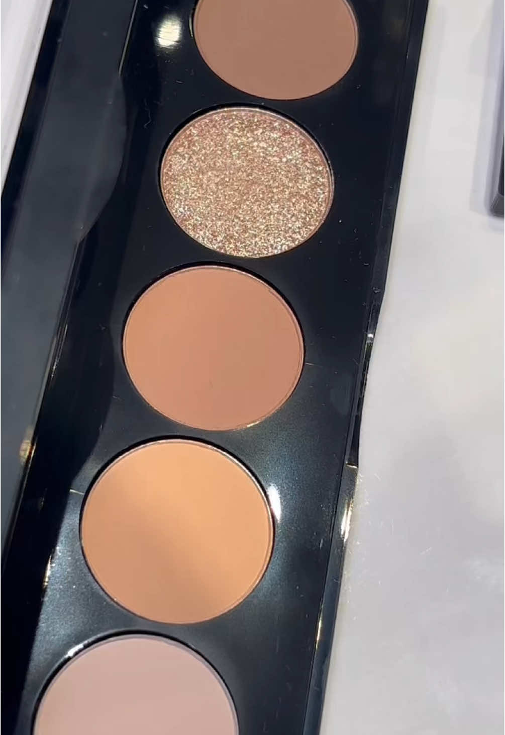 3 NEW All Nudes eyeshadow palettes!  Cool Nudes 🩶 Opal Nudes ✨ Peachy Nudes 🍑 The most perfect everyday to night palettes containing matte & metallic shades  #bobbibrownartist #bobbibrownuk #bobbibrown #eyeshadowpalette #palette #palettes 