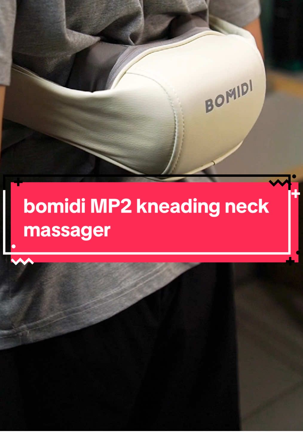 Bomidi MP2 kneading neck massager alat pijat bahu yang sensasinyal kaya di pijat tangan manusia, tapi ini tu sebenarnya bisa untuk semua bagian badan karena bomidi mp2 adalah alat pijat multifungsi #alatpijat #bomidi #bomidimp2 #alatpijatmultifungsi 