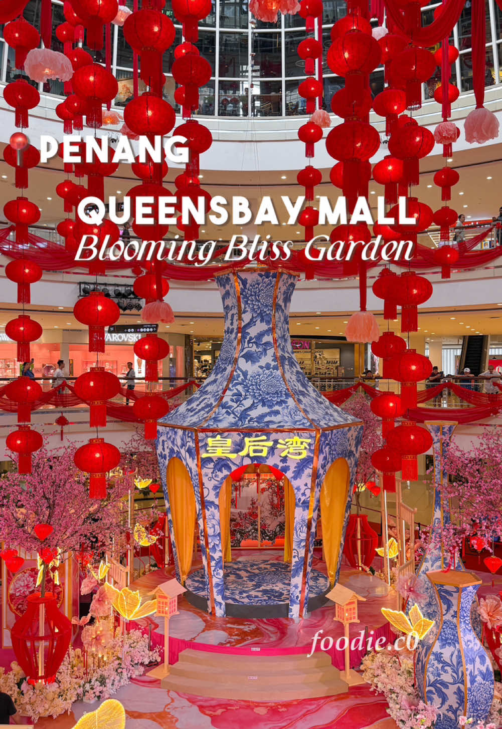 Blooming Bliss Garden at @Queensbay Mall  ⭐️Oriental Spring Garden filled with cherry blossoms, red lanterns, and magical retractable flowers ⭐️Porcelain-themed photo spot inspired by ancient China ⭐️Exclusive booths offering traditional snacks, festive goods, and exciting rewards for families 【Queensbay Mall】 📍Persiaran Bayan Indah, Bayan Lepas #penang #malaysia #penangfood #malaysiafood #penangfoodie #malaysiafoodie #malaysianfoodie #MalaysianFood #food #Foodie #foodiec0penang #foodiec0collabs #penangmall #shoppingmall #mall #malaysiamall #travel #penangtravel #malaysiatravel #penangcny2025 #penangcny#cny #cny2025 #queensbaymall #queensbaymallpenang #cnydeco #deco #cny2025deco