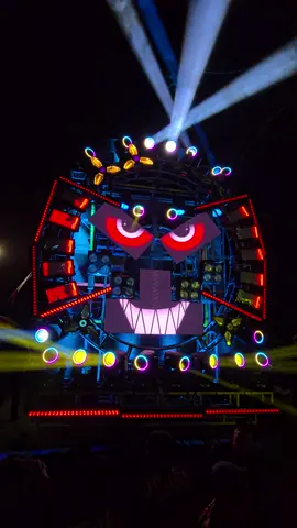 Kang operator e nangis krungu lagu mu #fypシ゚viral #fyp #sounsystem #karnaval2025 #karnavalsoundsystem #4upage @LAVORA Official @MCSB TEAM @BRYAN REVOLUTION 