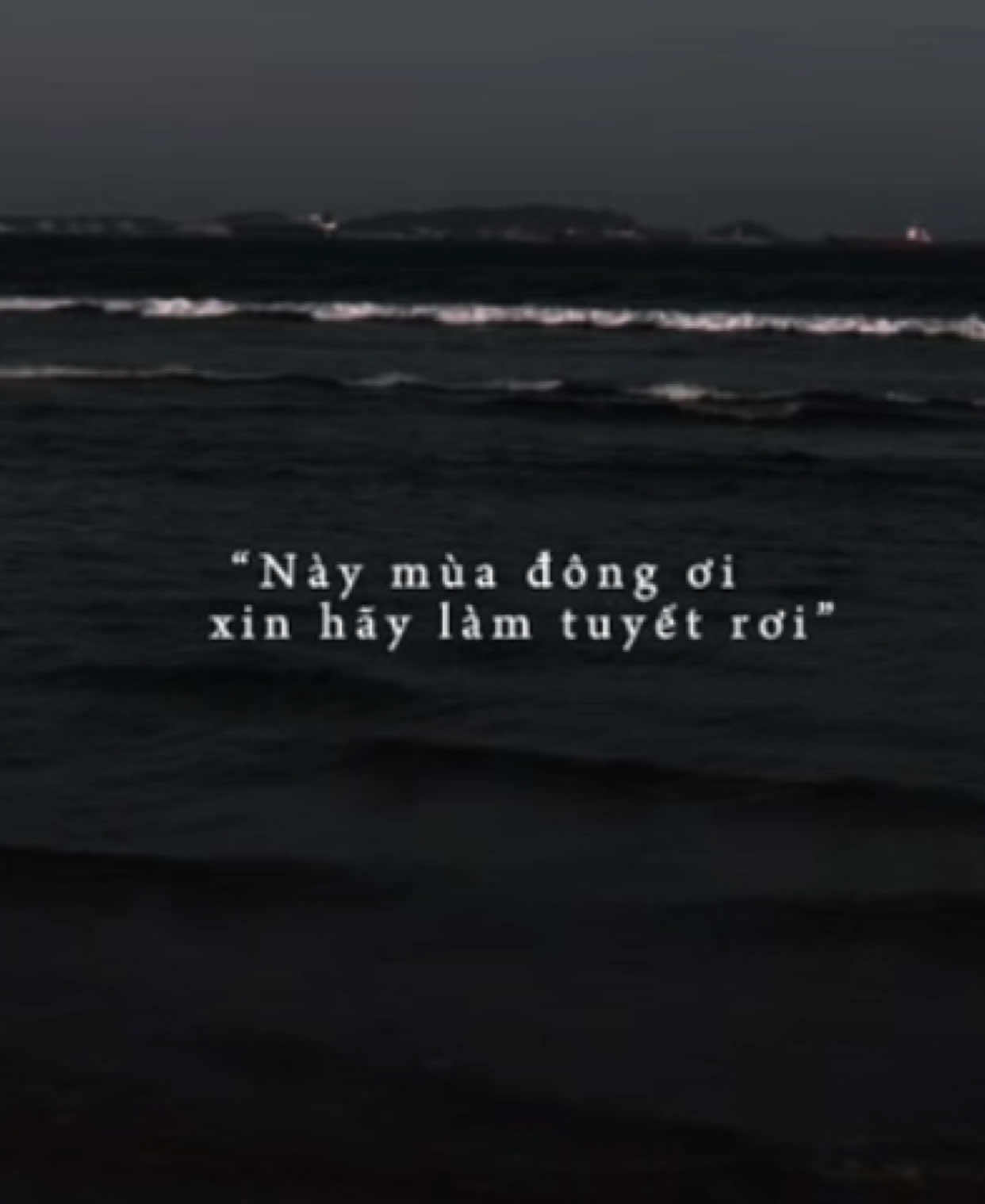 @nguoithu1 nhớ bạn nhiều lắm đó..#khoi_31_8 #nhachaymoingay #lyrics #xh #noitinhyeubatdau 