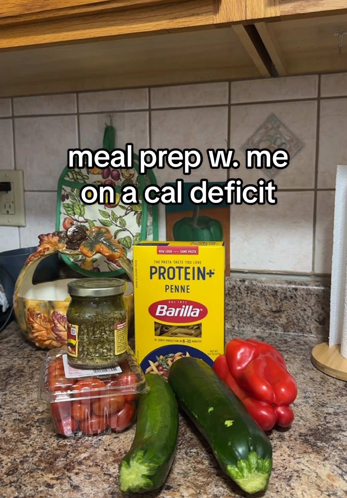 If i’m not skinny by my wedding im gonna lose my mind anyways yeah and i’m eating this for dinner for 4 days 🥹 alsooo i meal prepped lunch which is tuna salad on a cucumber 🥒 #caloriedeficit #mealprep #protein #fyp #foryoupage