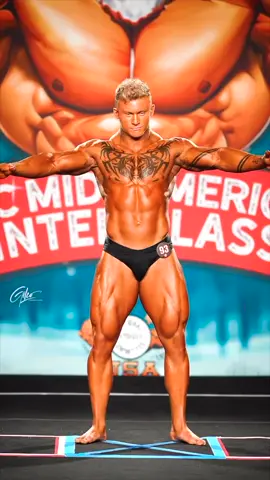 I want bigger lats !! 😱😱 @LATMAN 