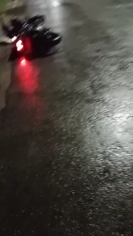 simpan sini buat kenangan pertama kali jatuh#mxking #syp #brandatiktok 