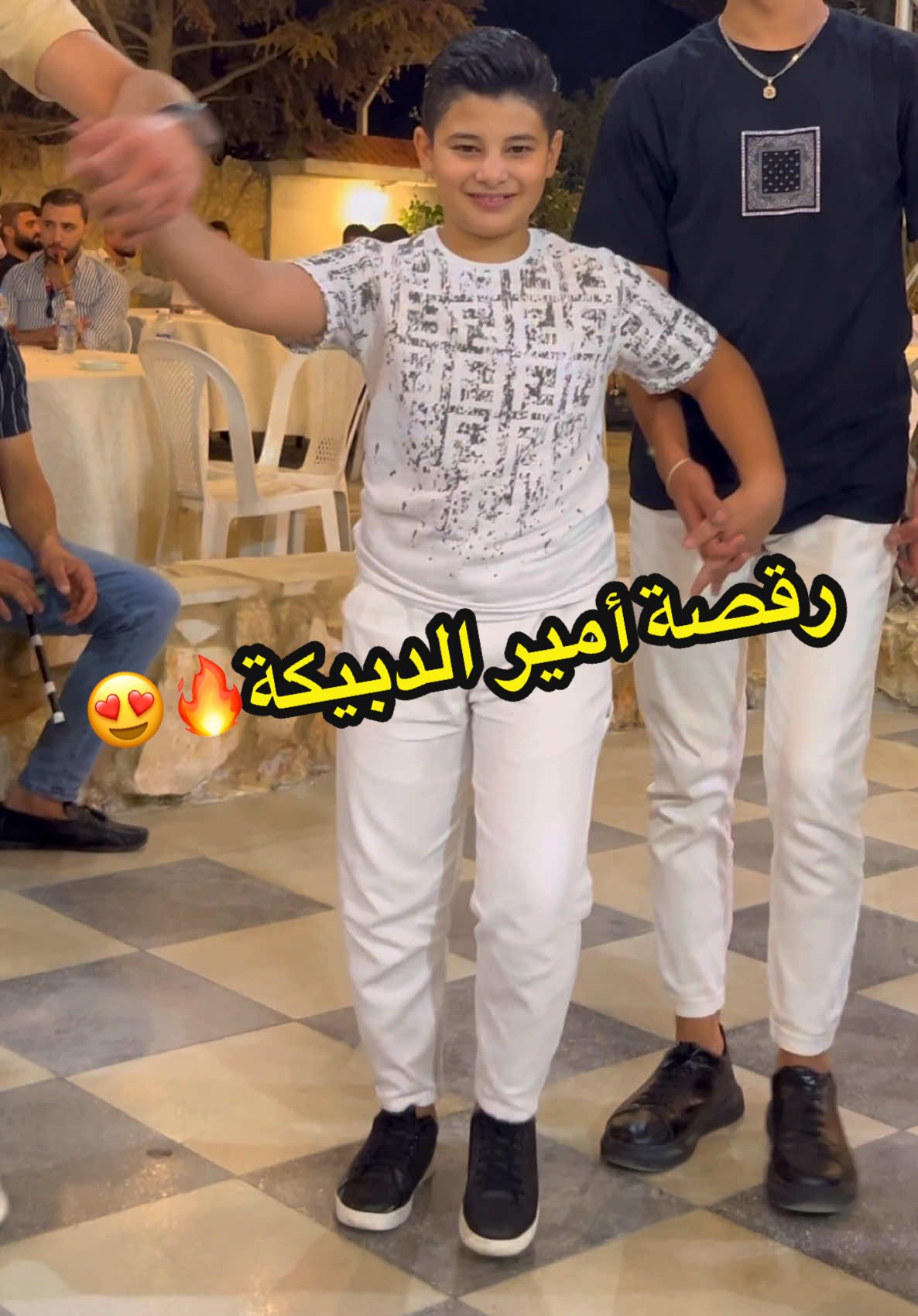 رقصة الأمير🔥( أتدلع يا كايدهم )☝️#وسيم_دلباني #يوسف_دلباني #amirca🇺🇲 #كندا #foryoupage #السعودية #fyp #قطر #دبكات #canada #سوريا #دبكة #سلطنة_الدلباني #culutre #vedioviral #vedioviral #رقص #فلسطين #لبنان بحبكن كتير ❤️#fyp 