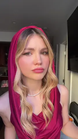 Cappuccetto rosso 🦦