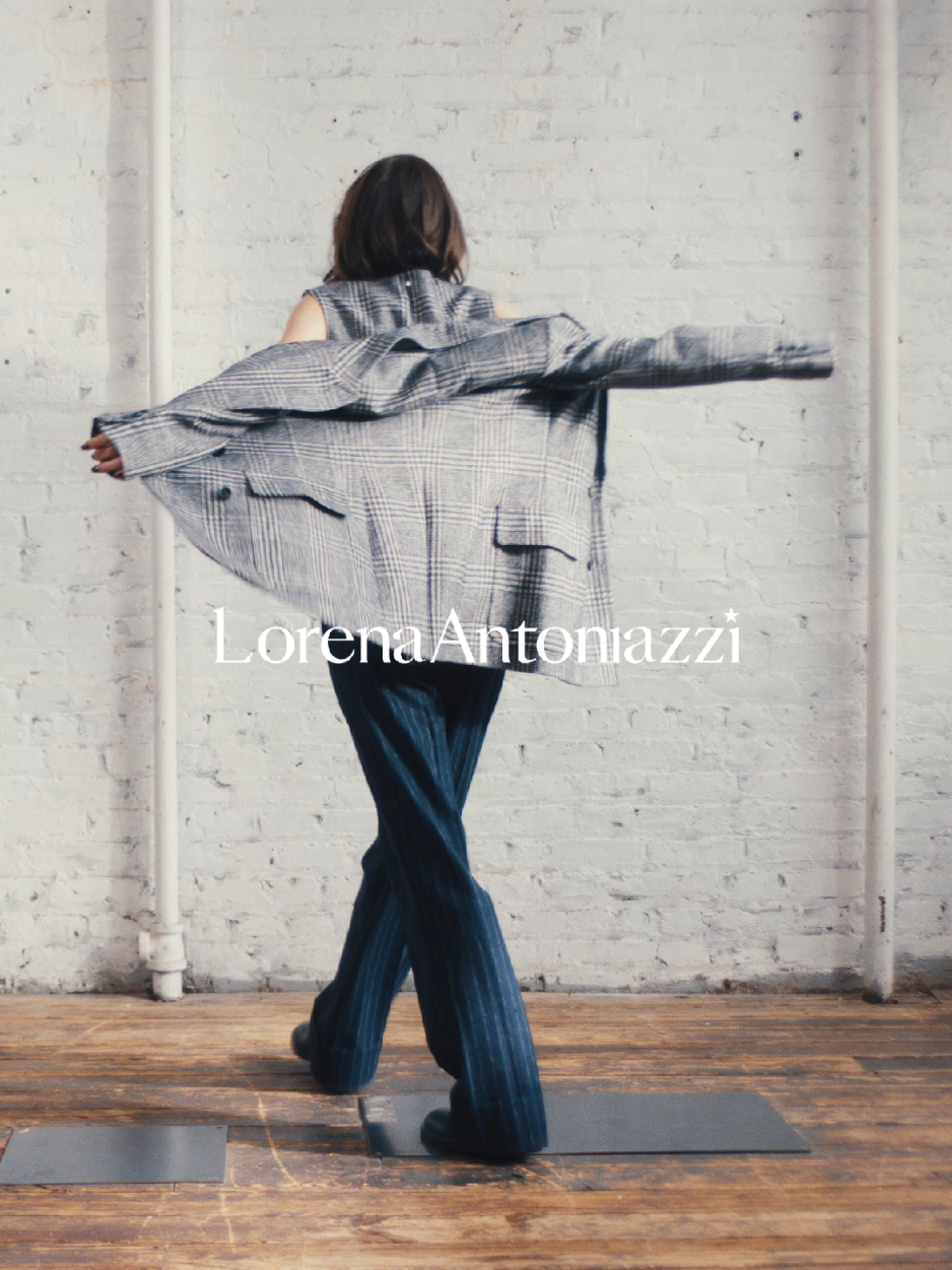 #LorenaAntoniazzi ❤️ 🌟 Ladies, it’s time to redefine elegance! 💼✨ Lorena Antoniazzi brings you sophisticated, modern designs that blend comfort with luxury. Shop here ➡️ https://shorturl.at/uxFca . #casafrumoasa #luxuryfashion #designergarments #fashioninspo #womensfashion #luxurygarments #bucharest #casafrumoasastores 