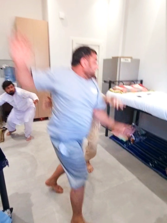 #dance #pashto #funnyvideo #funny #funn #viralvideo #funnymoments #fun #viraltiktok #pashtosong 