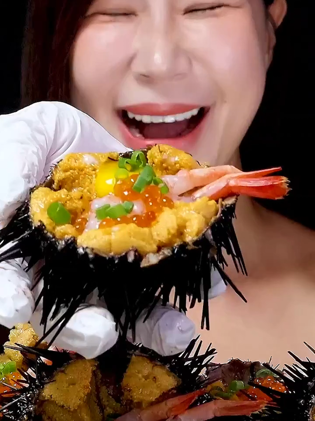 ASMR Sound On 🔊 Tiktok Eating Show 😋 Fresh Seafood, sea urchins #shrimp #oyster #seaurchin #sashimi #rawfish #seafood #julietasmr #food #Foodie #asmr #asmrsounds #asmrvideo #asmrtiktoks #asmrfood #asmreating  #chinesefood  #chinesemukbang #chineseasmr #koreanfood #japanesefood #spicy #spicyfood #mukbang #eatingshow #mukbangeatingshow #mukbangvideo #fyp #fypシ #trending #trendingvideo #trend #delicious #hungry 