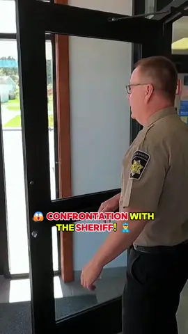 😱 Confrontation with the sheriff! 👮‍♂️