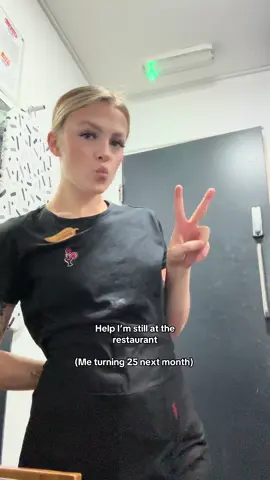 7 years later!! The highlights have been being part of the  events team working at Wireless/Reading festival, working at celeb parties & being taken to see Taylor Swift at Wembley as a reward 😆 @Nando’s UK & Ireland #nandos #nandosuk #fyp 