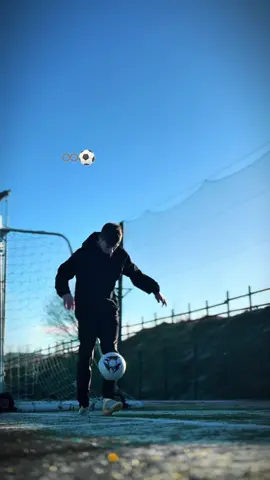 Forever football♾️⚽️#foryoupage #football #footballers #foryou #viral #viralvideo #forever #heart #fypviral #fyp 