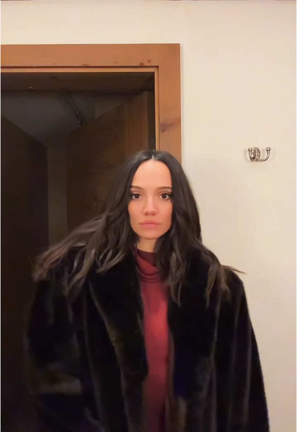 someone came in but here’s my new coat💋💋💋