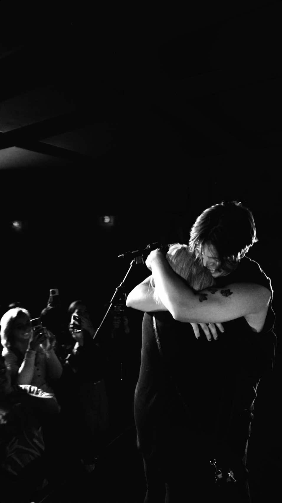 my favorite moment of 2024 ❤️ this one’s called “leaving home”   #leavinghome #family #livemusic