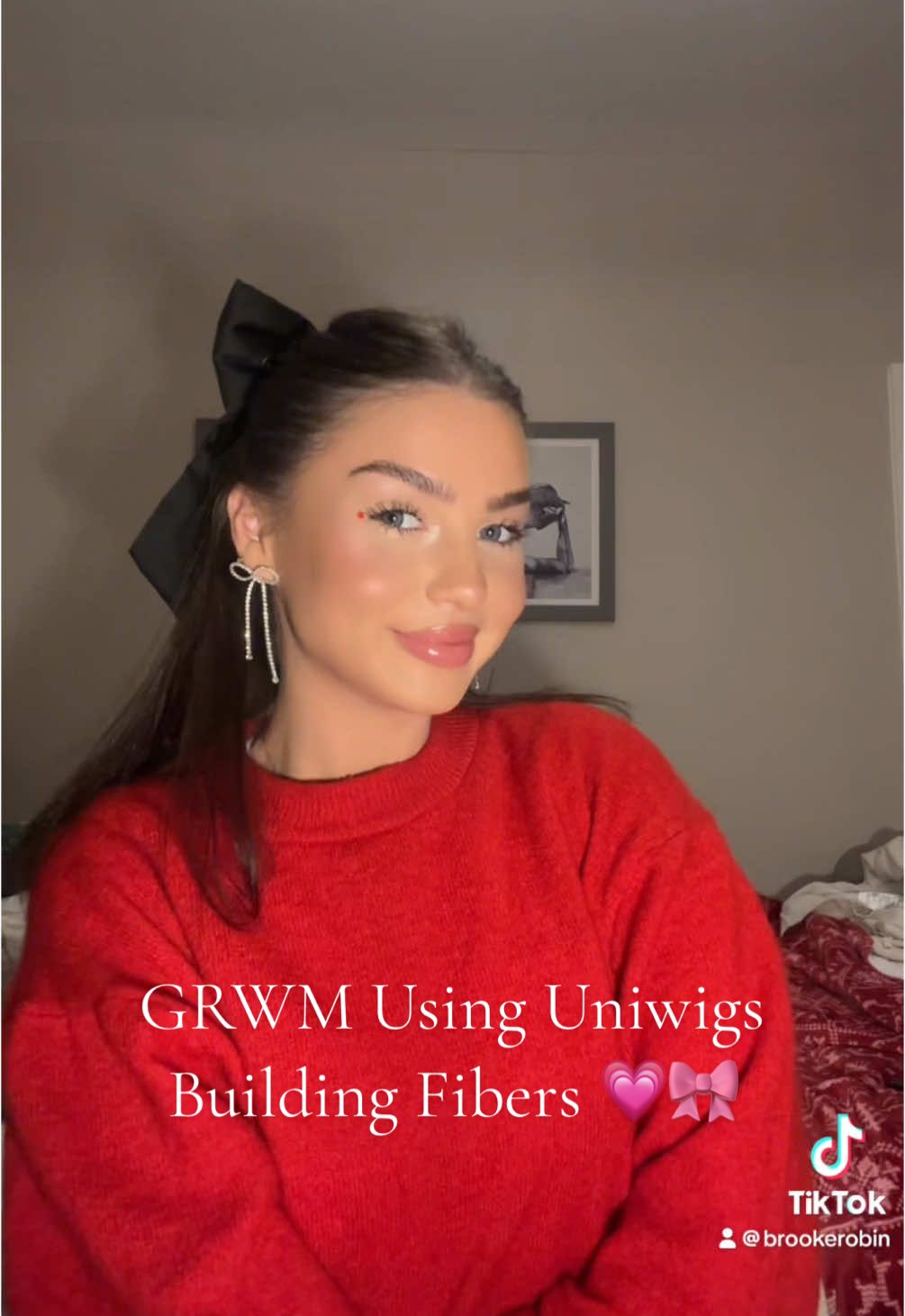 So excited to share with you @uniwigs Hair building fibers! 💗 🎀 #alopeciaawareness #androgenicalopecia #HairGrowthTips #alopecia #HairLossJourney #hairtopper #prptreatment #hair #hairstyle #markhillhair #airwrap #femalehairloss #uniwigs #hairfibers #hairtopper #hairlossremedy #hairjourney 