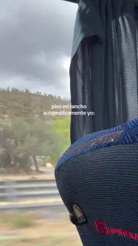 si tenía nueve jaja😿