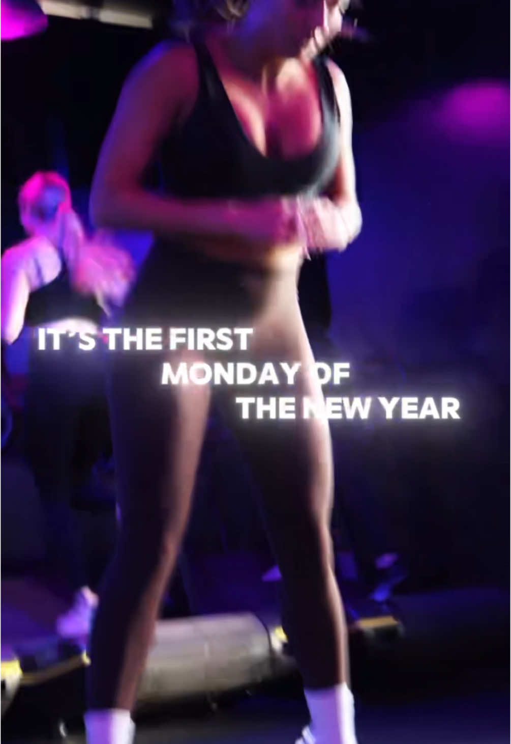 Happy new year! Let’s crush our goals together 🤝  #gym #workouts #newyears #resolutions 