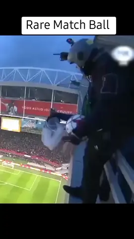 Rare Match Ball  #اجمل_فيديوهات_عن_كرة_القدم #كرة_القدم_العالمية #كرة_القدم_عشق_لا_ينتهي👑💙 #اكسبلورمتابعيني_احبكم♡💗 #football2025 #football2025 #footballtogether #footballskills #footballeur #footballplayer #footballedit #footballtiktok #fyp #football #footballchallenge #@Football #@👑🇲🇫 football ⚽💞🇩🇿👑 #@Football socc 