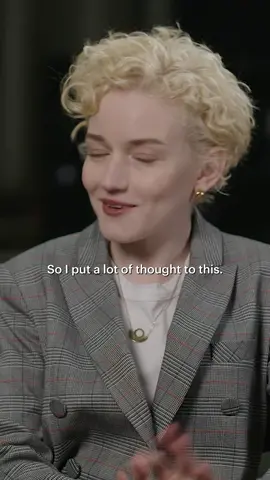 Four Favorites with Julia Garner, Leigh Whannell and Christopher Abbott from the set of Wolf Man 🐺  Wolf Man is in theaters January 17 via @universalpics. #letterboxd #interview #movies #foryou #fourfavorites #juliagarner #leighwhannell #christopherabbott