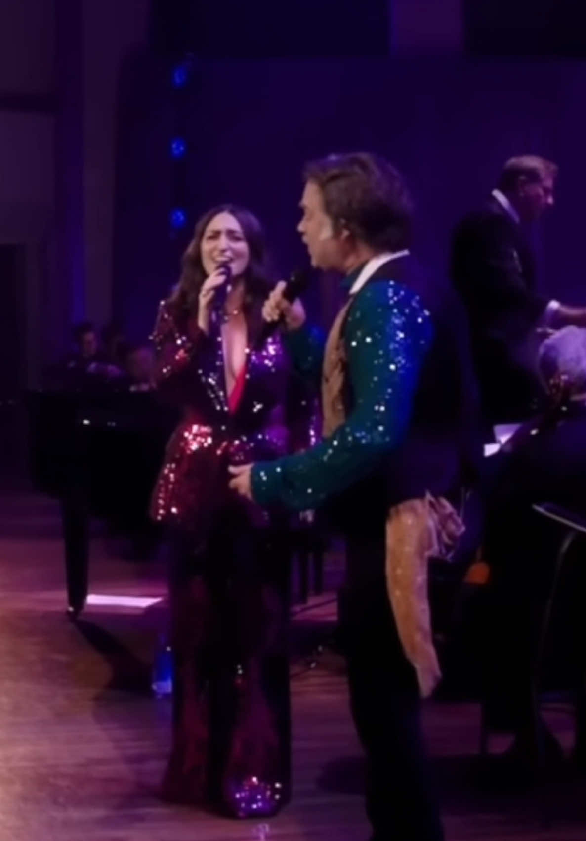 Thank you to the incredible @thesarabareilles and the National Symphony Orchestra for inviting me to sing on “She Used To Be Mine” #duet #sarabareilles #rufuswainwright #sheusedtobemine  🎥: @PBS 