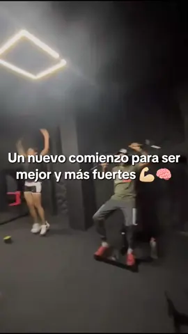 Ya empezaron las 12 temporadas con 365 capítulos nuevos para escribir 🧠💪🏻  Siempre busca construir tu mejor versión. #viral_video #fye #rutinadegym #fyeシ #motivacion #2025 #paratiiiiiiiiiiiiiiiiiiiiiiiiiiiiiii #gymmotivation #gymrats #gymbro #nuevoscomienzos #fuerzamental #venezuela #🇻🇪 