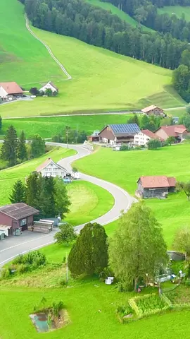 #switzerland #switzerland🇨🇭 #creator #swiss #nature #beauty #switzerland🇨🇭 #switzerlandtravel #switzerlandtourism 