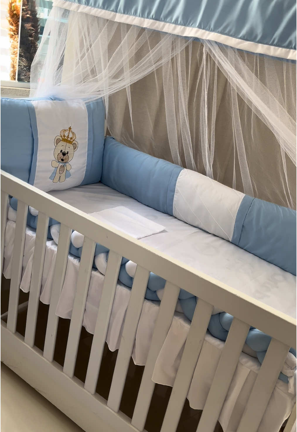 Kit berço no tema ursinho príncipe, um tema clássico para as mamães de meninos ✨ #fy #fyp #follow #enxoval #enxovaldebebe #fouryou #foryoupag #shopee #mundorosa 