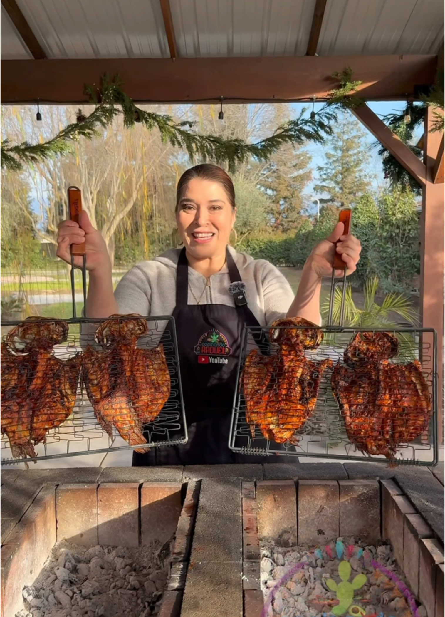Pescado enchilado a las brasas, quedó riquísimo!😋😋🪵🔥🥰❤️#parati #fyp 