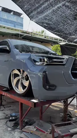 รีโว่ล้อ22ใส่ถุงลม โหลดบอดี้