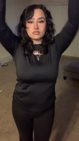 Trippin out the belly 😂#fypシ゚viral #foryoupage #fyppppppppppppppppppppppppppppppppppp #viralvideo #trending #dance #dancechallenge #trendingdance #belly #trippin 